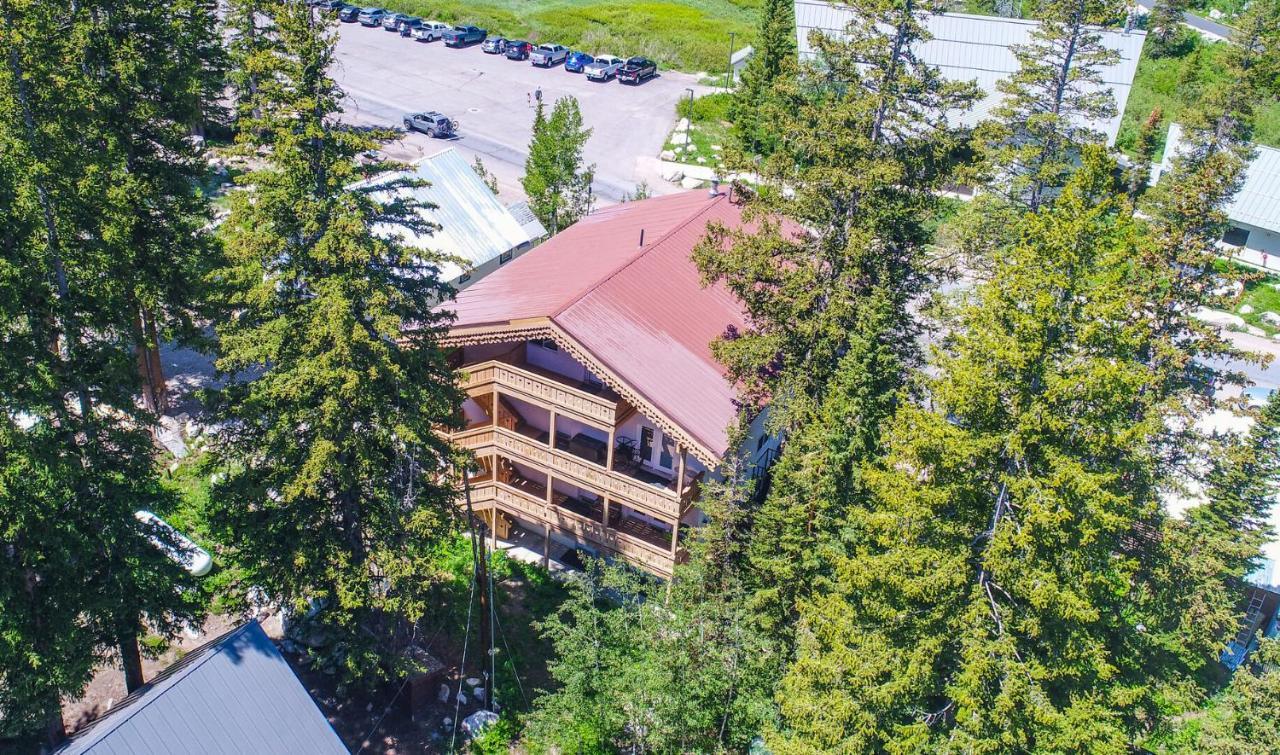 Powder Hound 1 Bedroom Brighton Chalet Exterior photo
